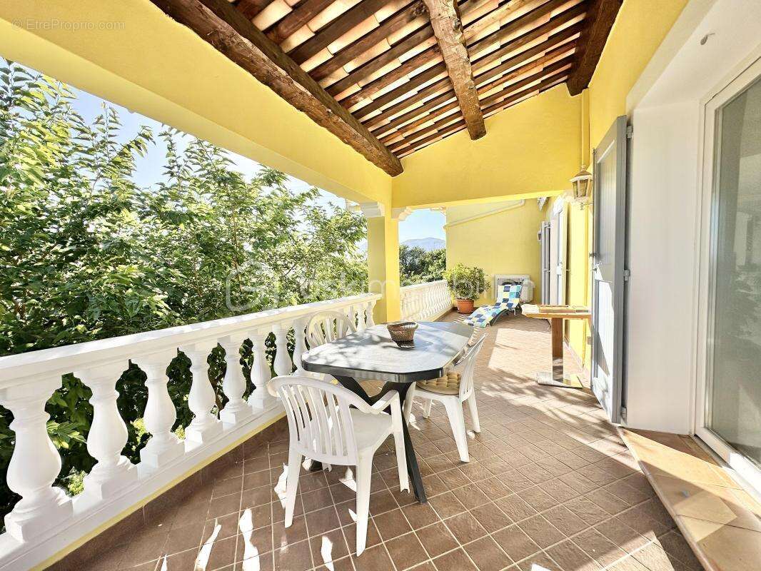 Maison à CAGNES-SUR-MER
