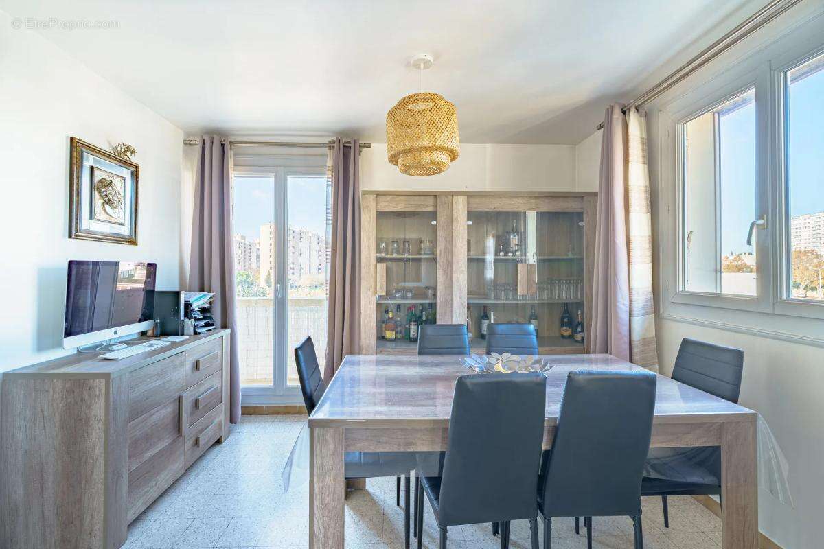 Appartement à MARSEILLE-14E