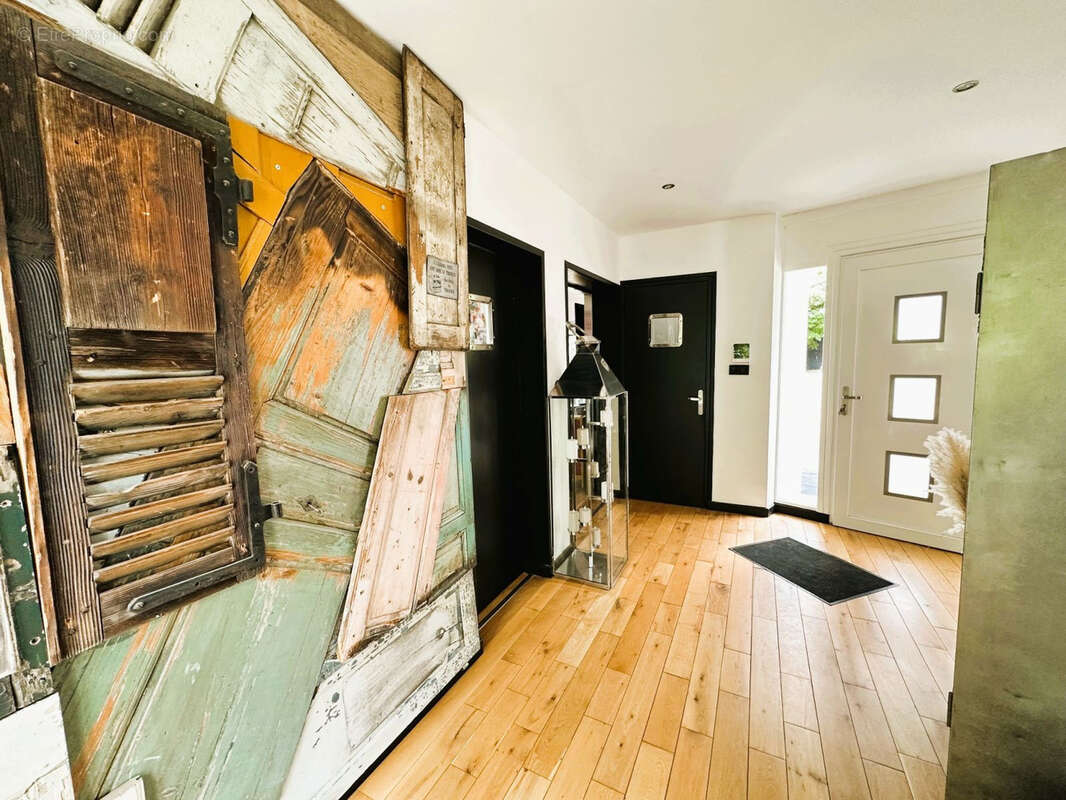 Maison à SAINT-YORRE