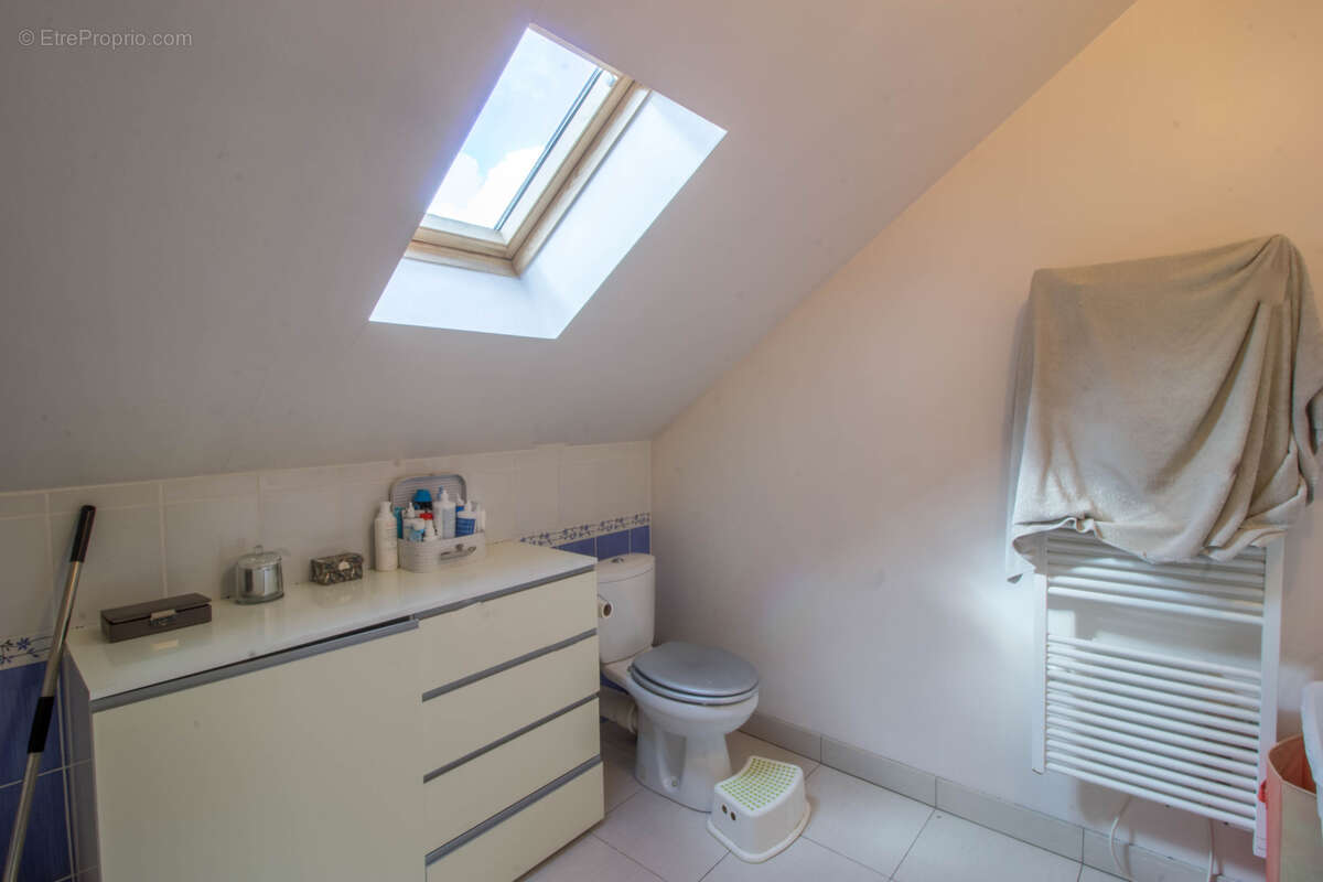 Maison à SAINT-GERMAIN-LES-ARPAJON