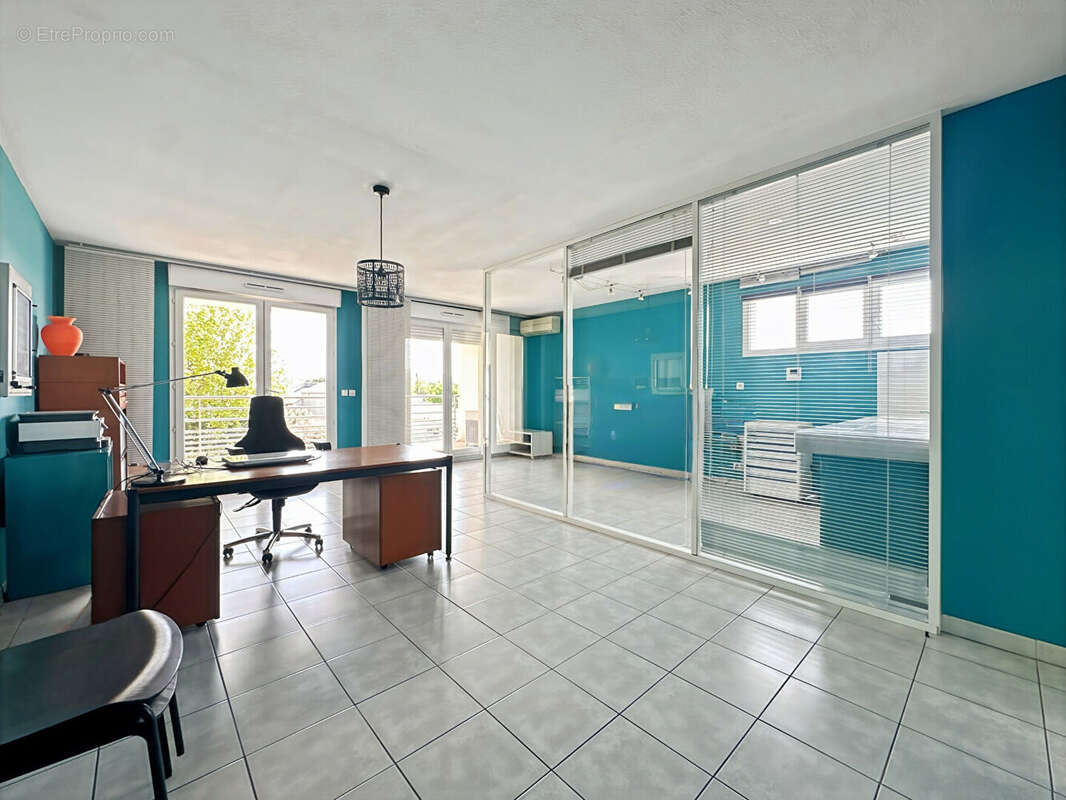 Appartement à MARSEILLE-13E