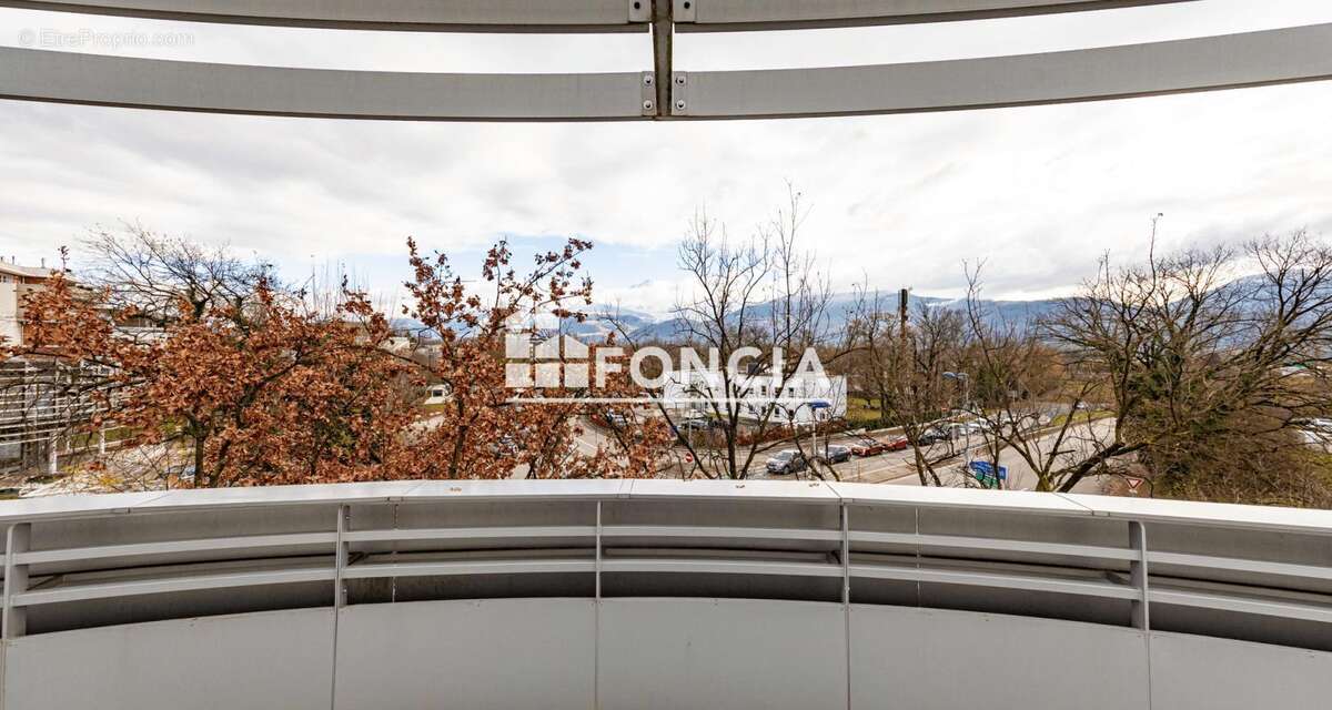 Appartement à MEYLAN