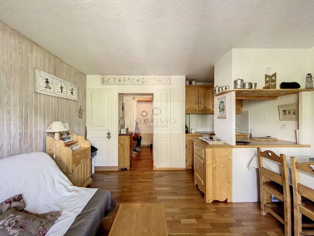 Appartement à SAINT-ETIENNE-DE-TINEE