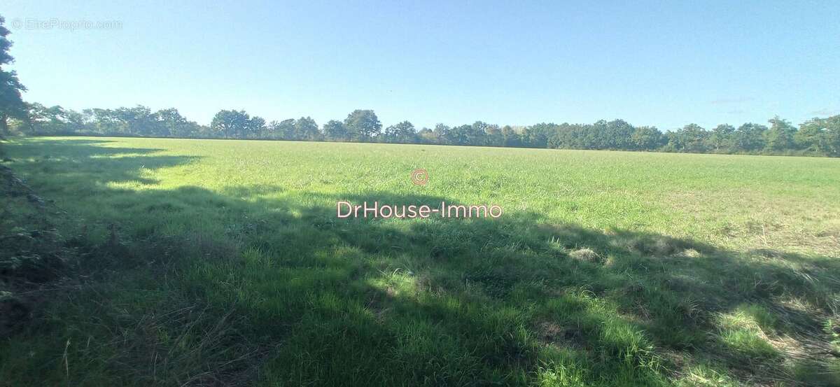 Maison à COMMEQUIERS