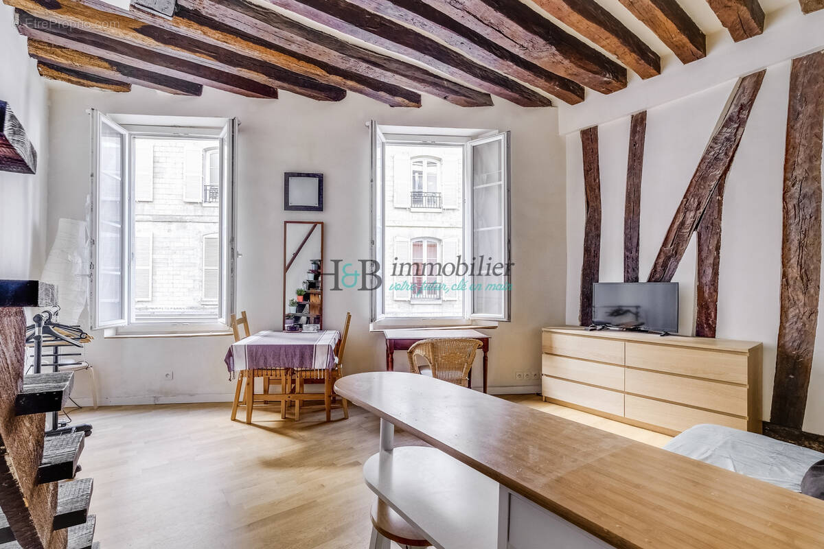 Appartement à PARIS-12E