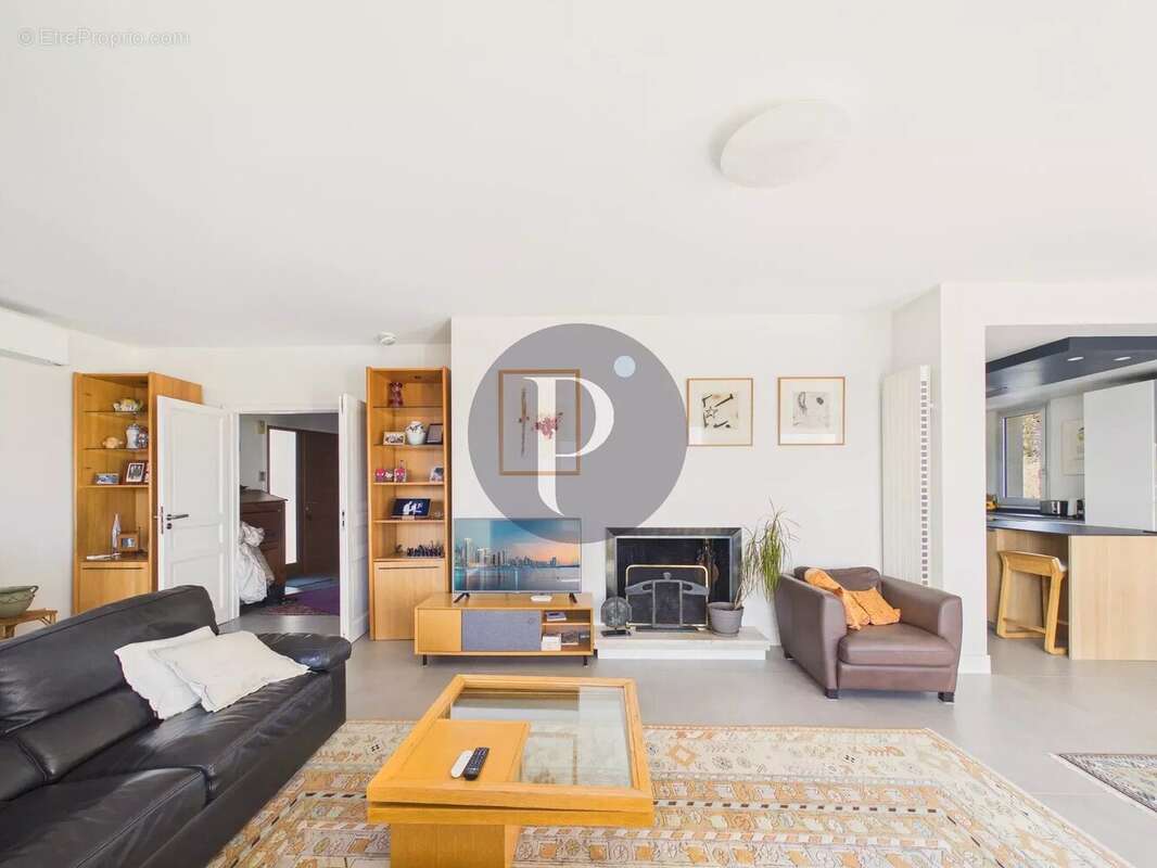 Maison à LE PLESSIS-ROBINSON