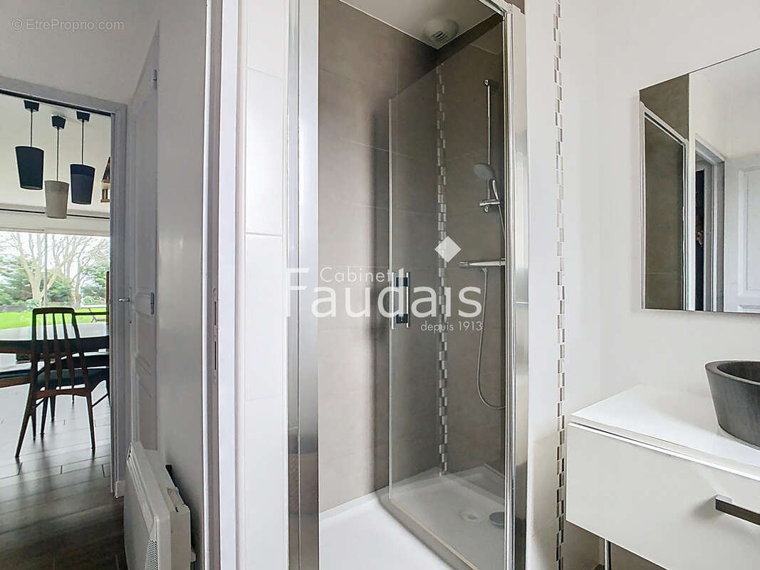 Appartement à BARNEVILLE-CARTERET