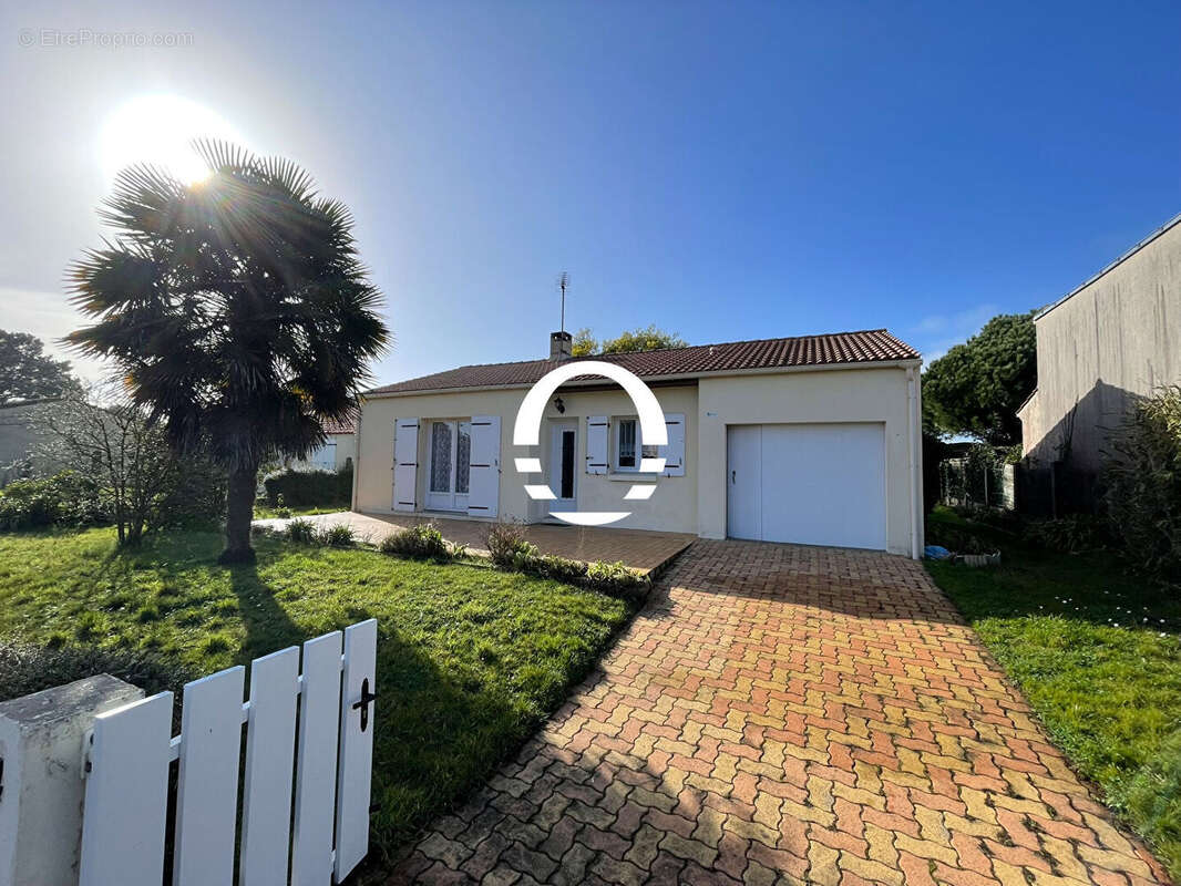 Maison Pornic 3 pièce(s) 52.66 m2 - photo 2