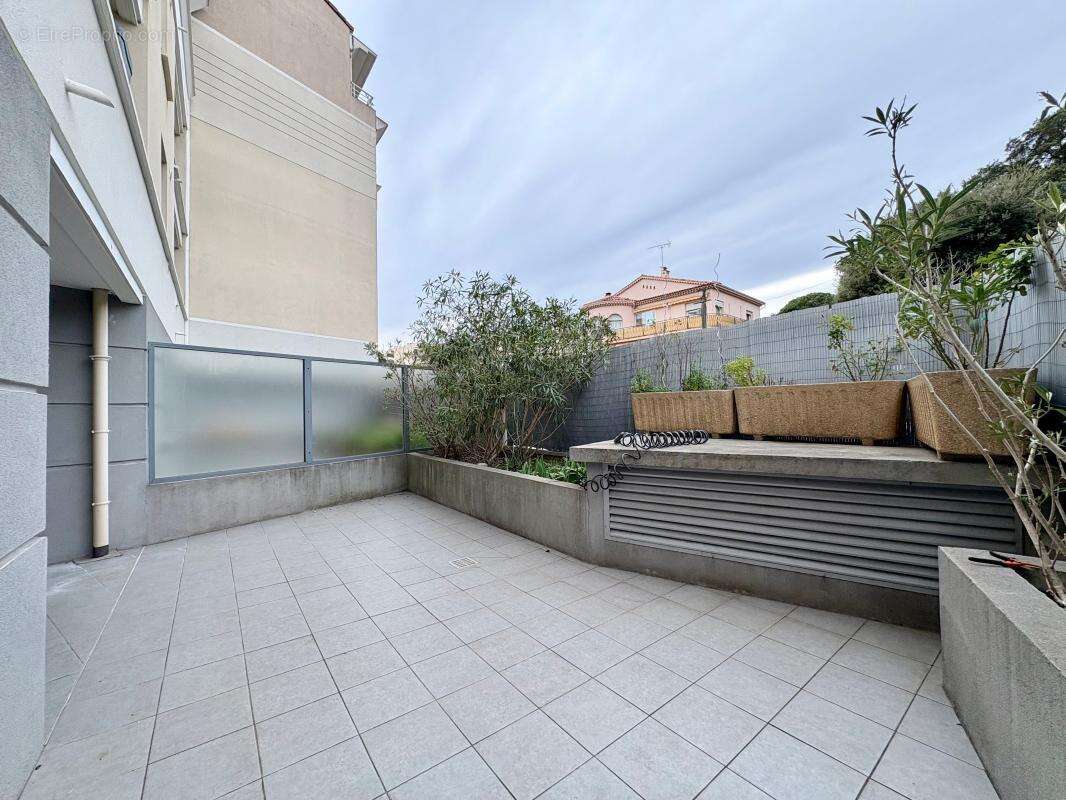 Appartement à MANDELIEU-LA-NAPOULE