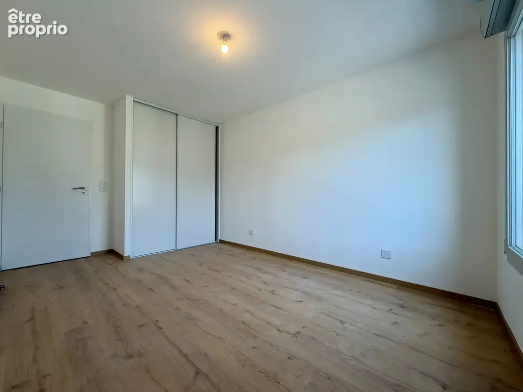CLUSES CENTRE – T2 prêt à vivre - sans délais - photo 2