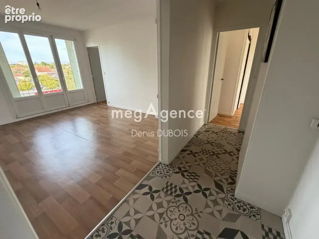 Appartement avec garage, cave et grenier - photo 3