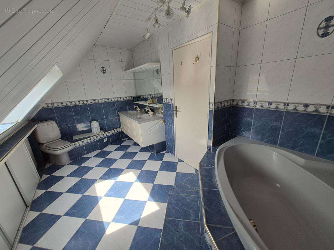Maison Escalles 8 pièce(s) 228 m2 - photo 10