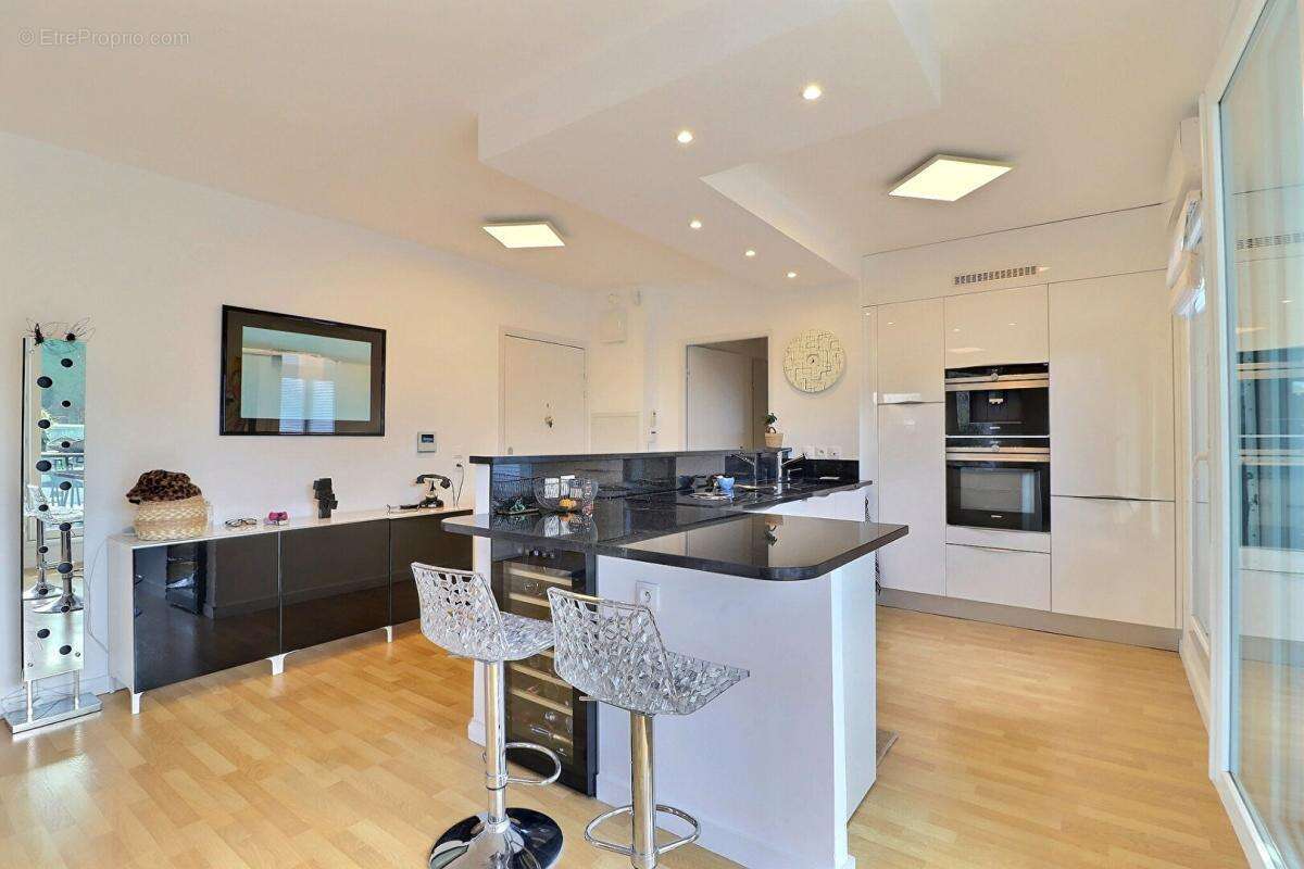 Appartement à MARSEILLE-11E