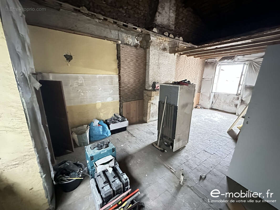 Appartement à CHARLIEU