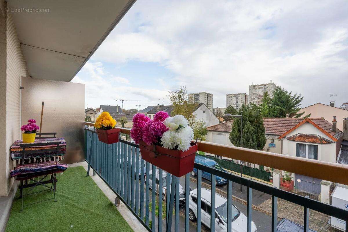 Appartement à LE BOURGET