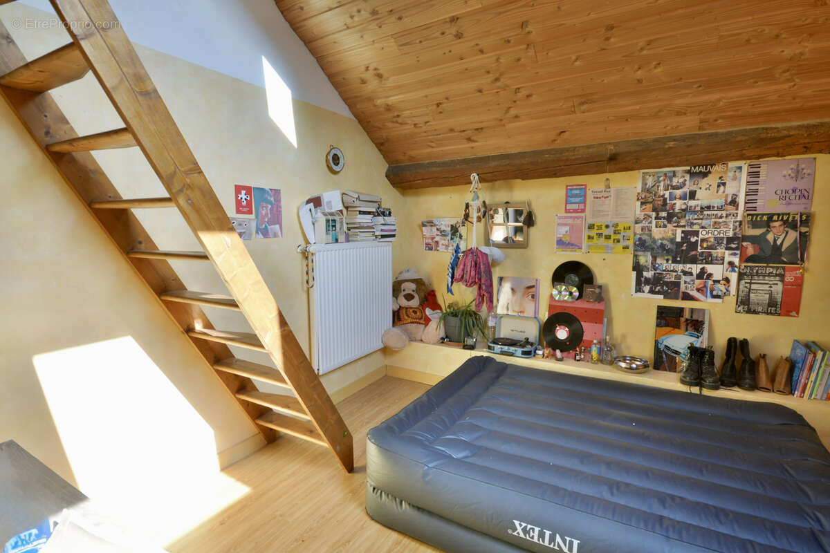 Maison à SAINT-JORIOZ