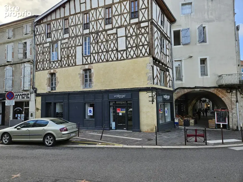 Local commercial - photo 2