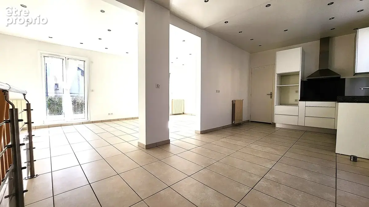Maison 4 pièces 130 m² à vendre à Maisons-Alfort (94700) - photo 2