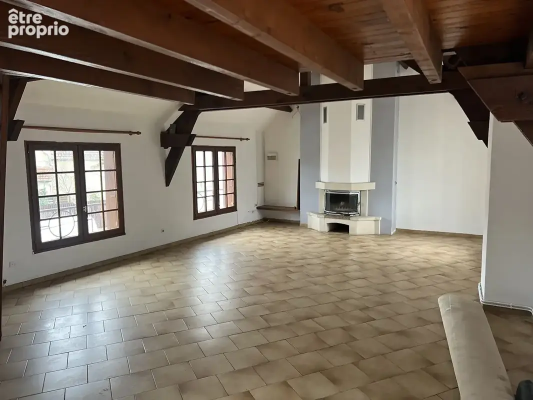 Immeuble à  vendre en plein coeur de SAACY SUR MARNE - photo 2