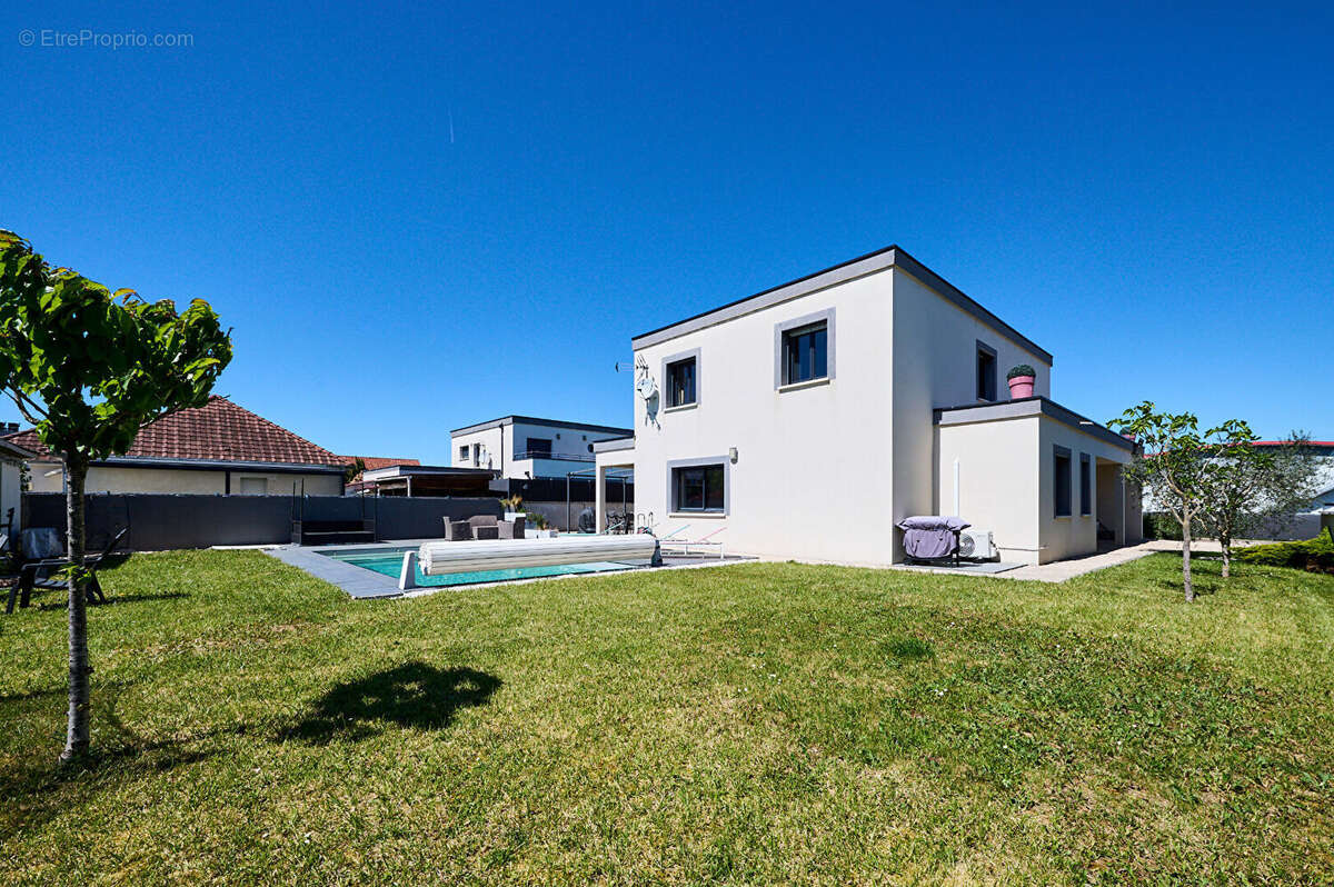 Maison contemporaine à CHEVIGNY-SAINT-SAUVEUR 7 PIÈCES 162m2 - photo 16