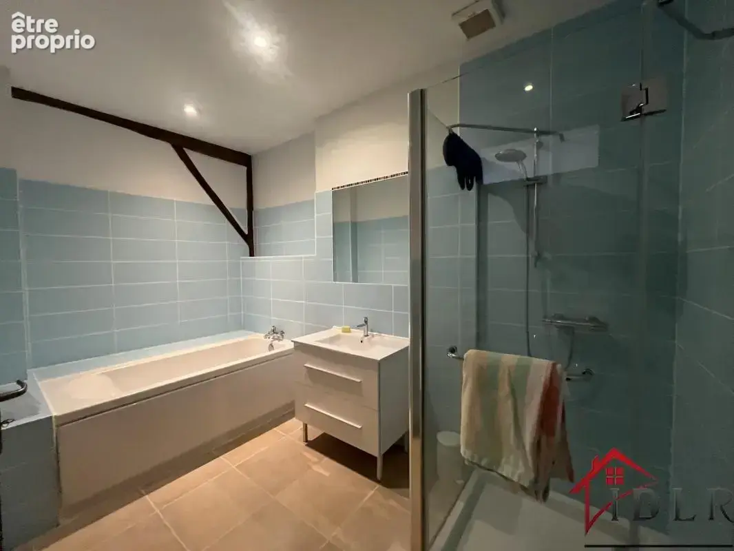 Coup de coeur assuré ! Maison ancienne rénovée avec goût   Vo - photo 9