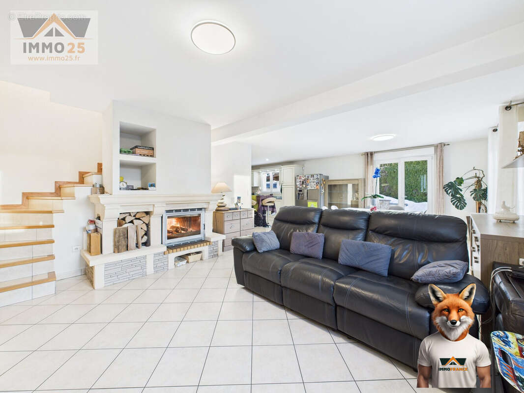 Maison 153 m² à Villers-Le-Lac  - photo 2