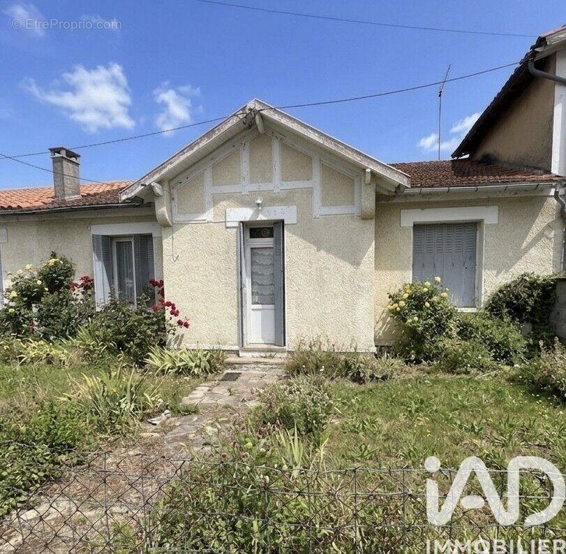Photo 1 - Maison à ANGOULEME