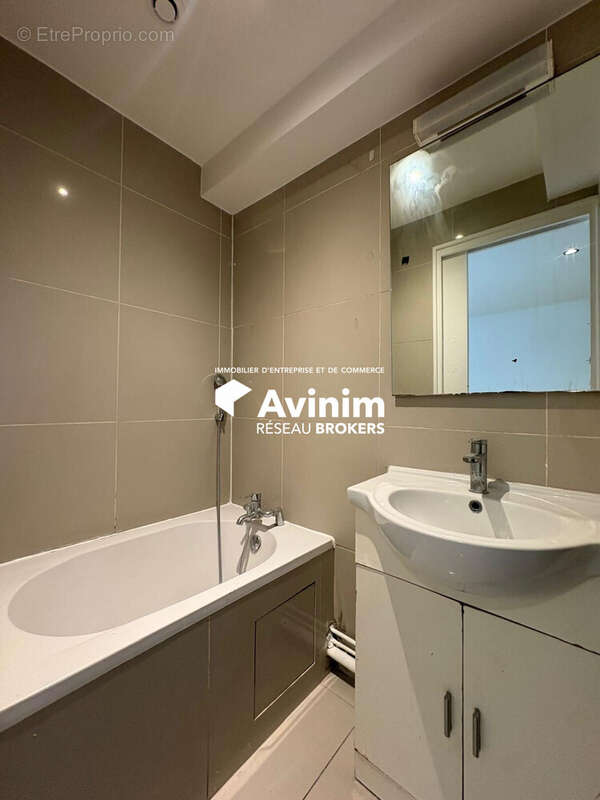 Appartement à AUBERVILLIERS