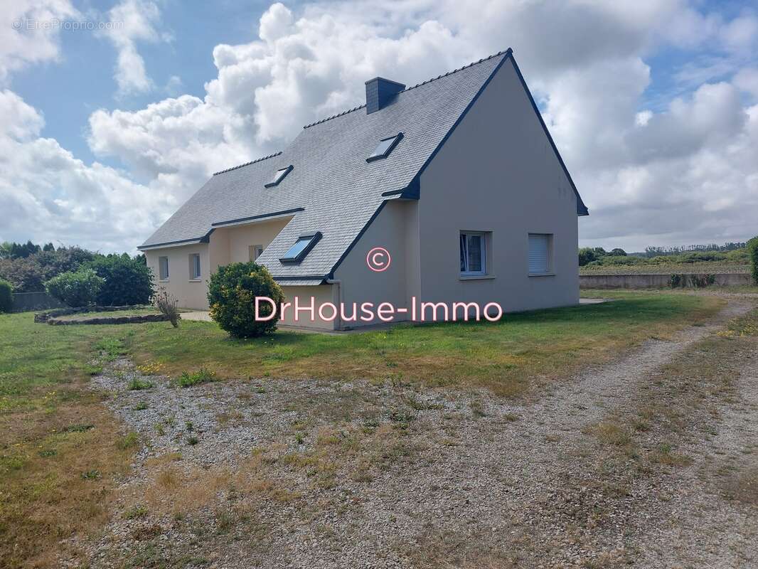 Maison à GUISSENY