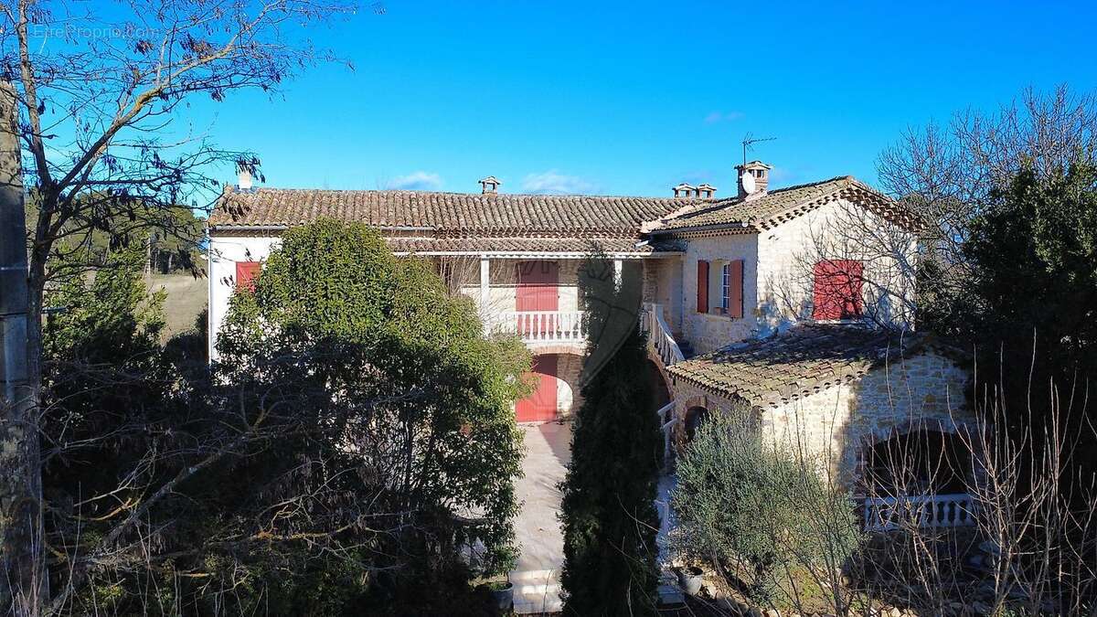 Maison à ALLEGRE-LES-FUMADES