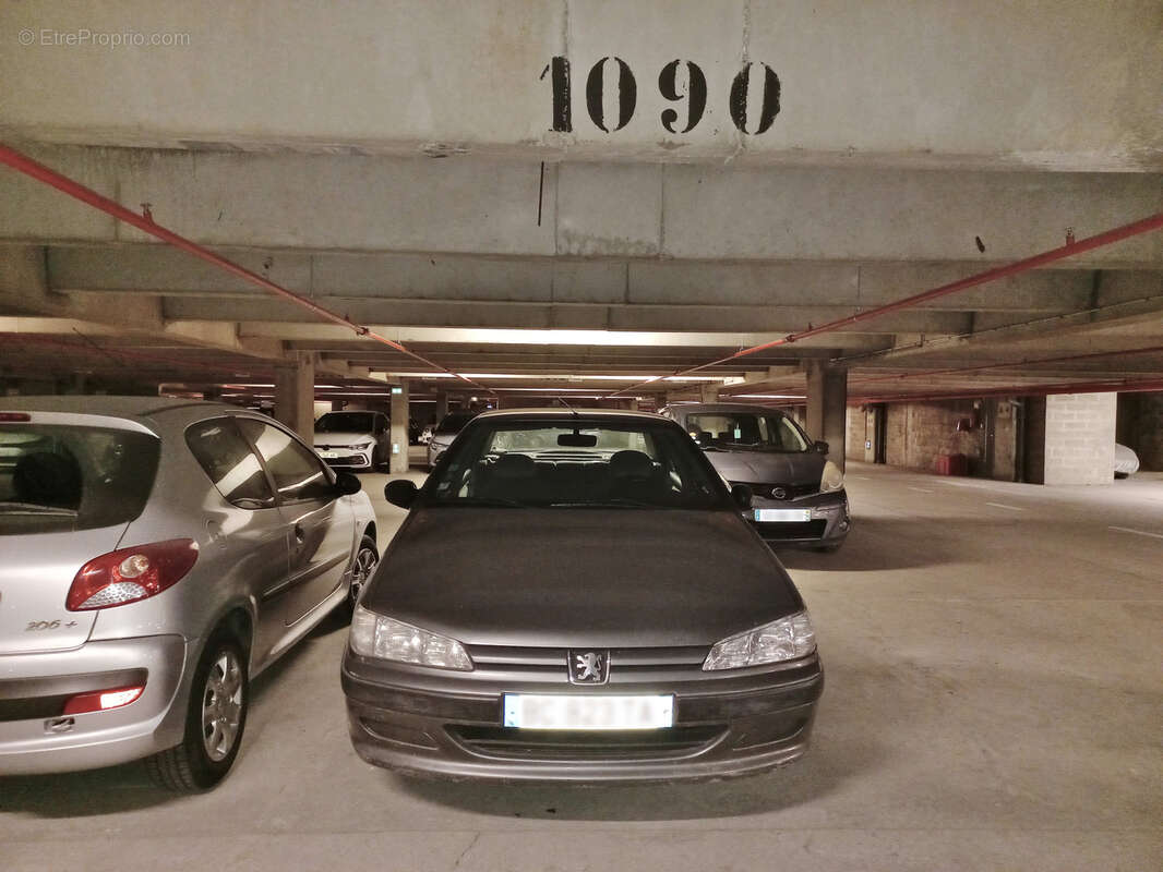 Parking à CRETEIL