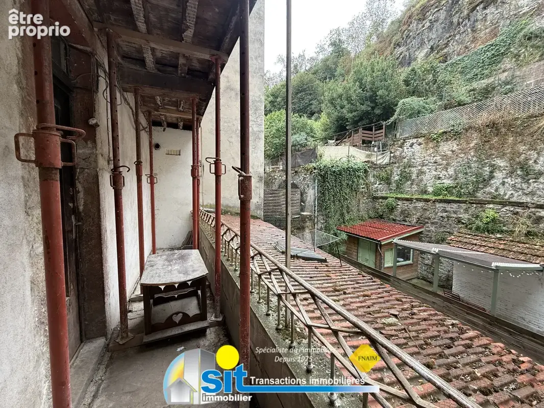 Immeuble à rénover entièrement - idéal investisseur - photo 3