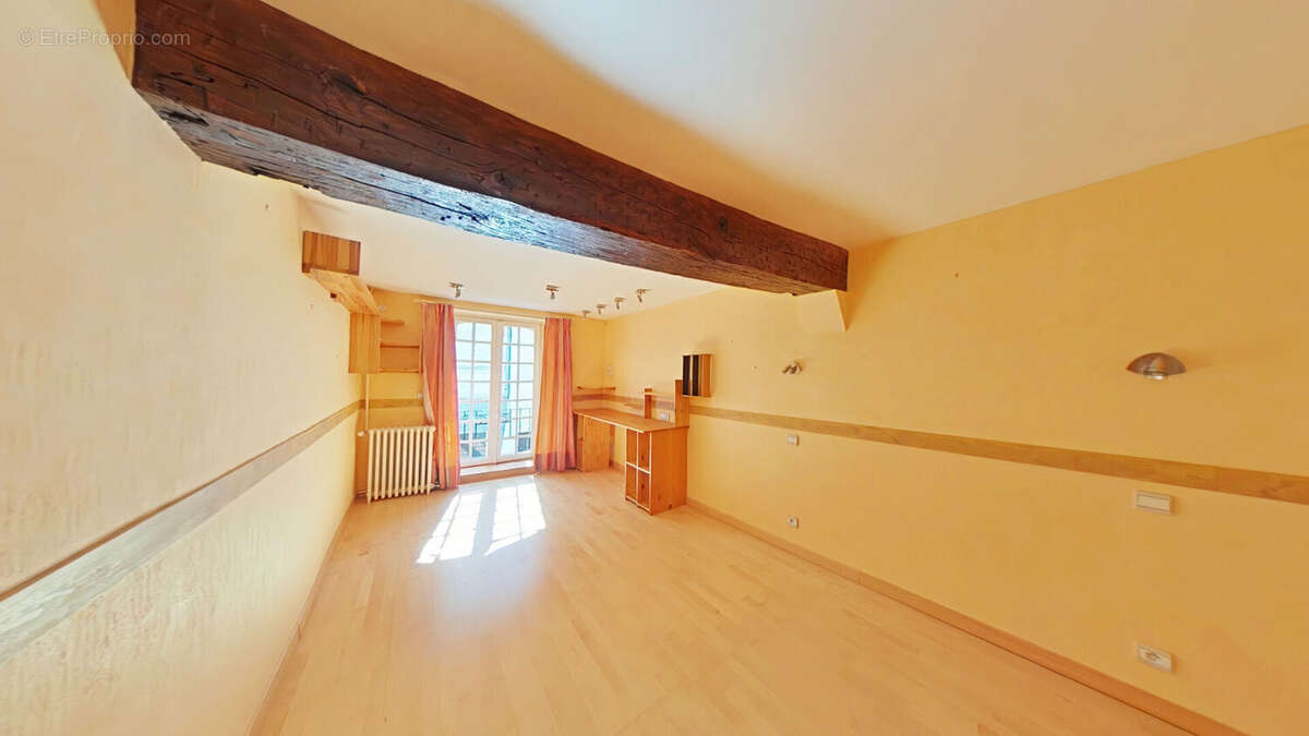 Appartement à SAINTE-MAURE-DE-TOURAINE