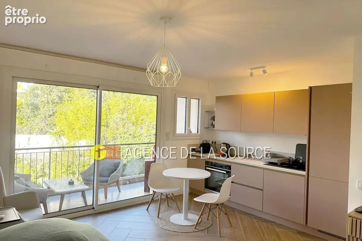 Appartement 1 pièce 23 m² à vendre à Cannes (06400) - photo 1