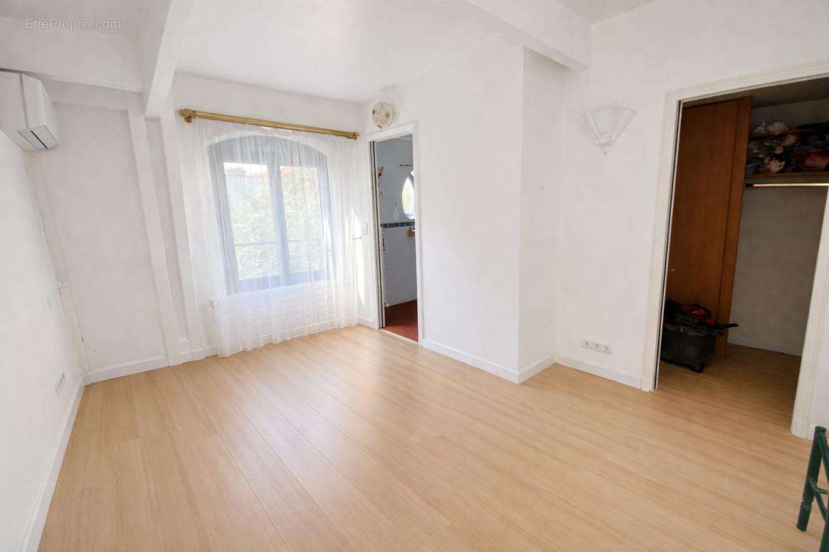 Maison à GENNEVILLIERS