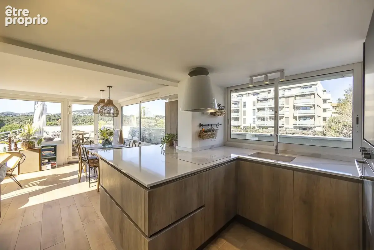 Appartement 4 pièces 89 m² à vendre à Antibes (06600) - photo 4