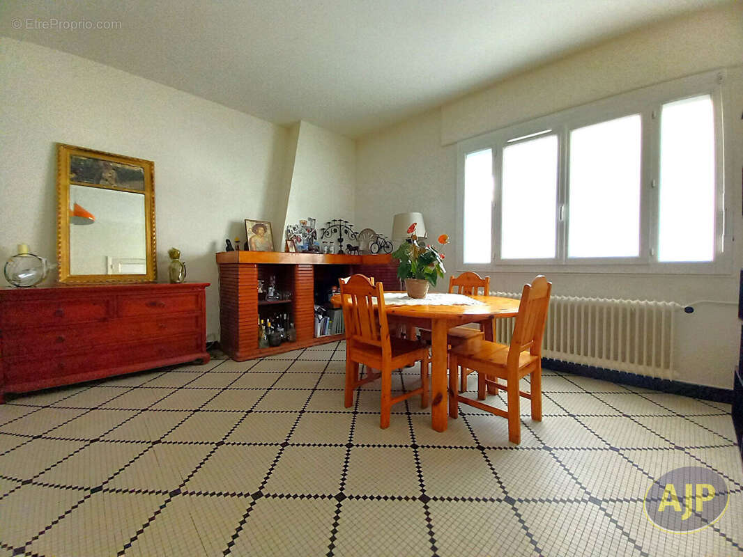 Maison à LESPARRE-MEDOC