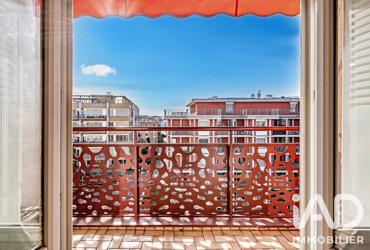 Photo 1 - Appartement à VILLEURBANNE