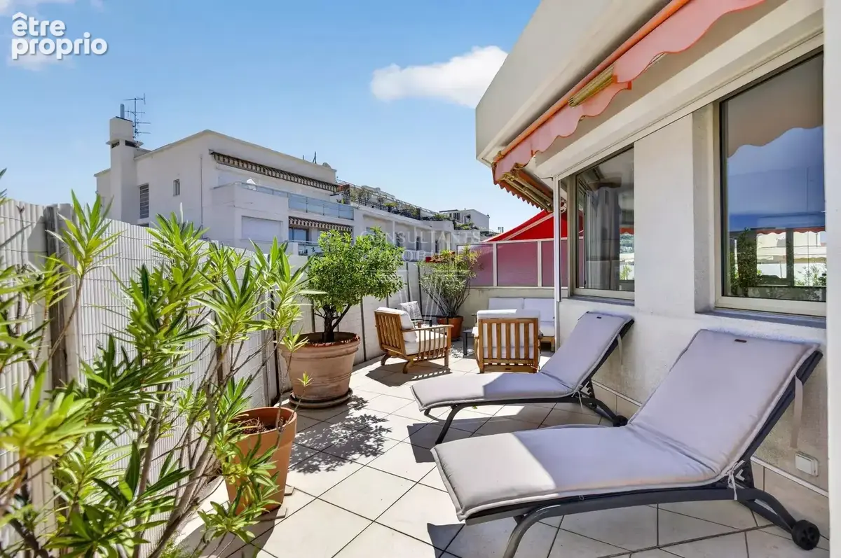 50m2 terrasse dernier étage. 100m croisette. - photo 3