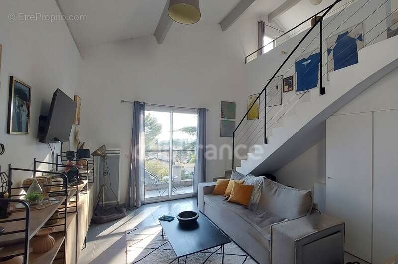 Appartement à vendre 3 pièces VILLENEUVE LES AVIGNON (30) - photo 15