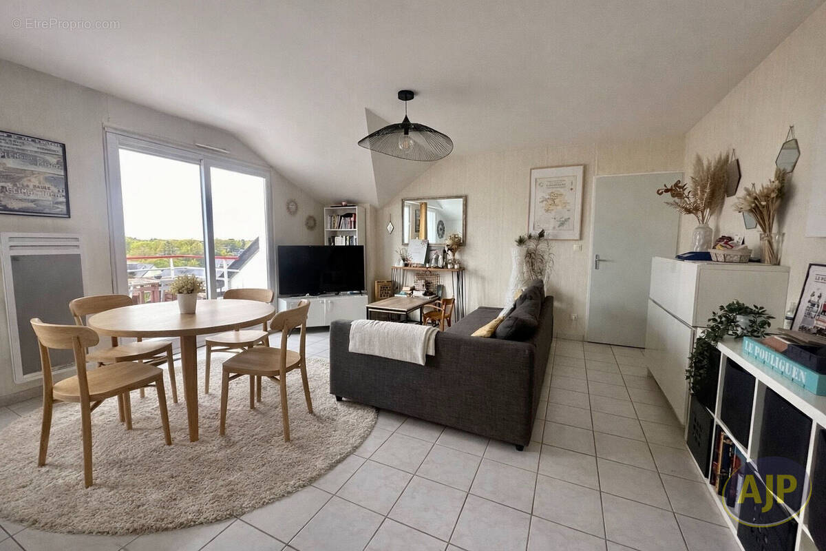 Appartement à SAUTRON