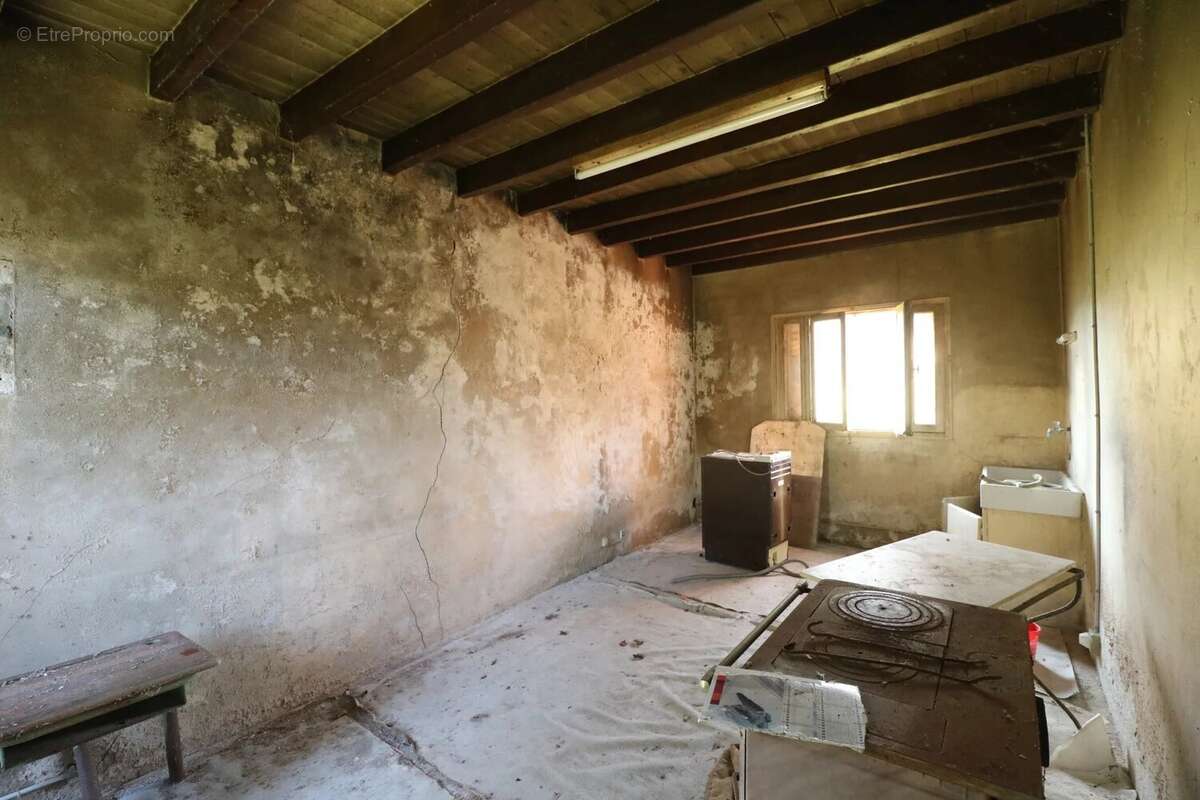 Maison à LA GUERCHE-SUR-L&#039;AUBOIS