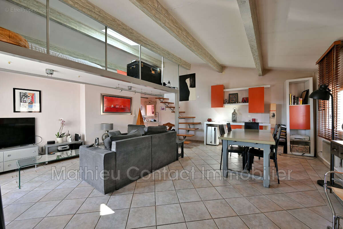 Appartement à NIMES