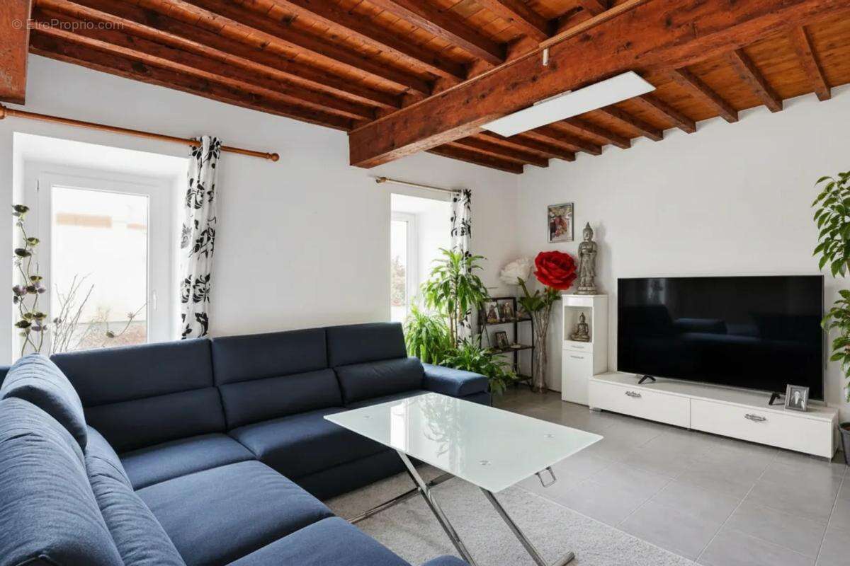 Maison à CLARENSAC