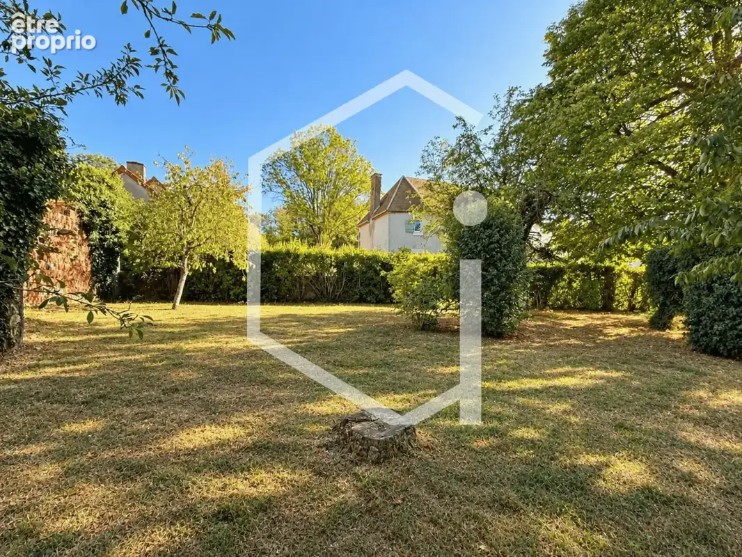 Sury-en-Vaux   Maison 97 m2 à rénover avec grange, écurie et terrain constructible - photo 10
