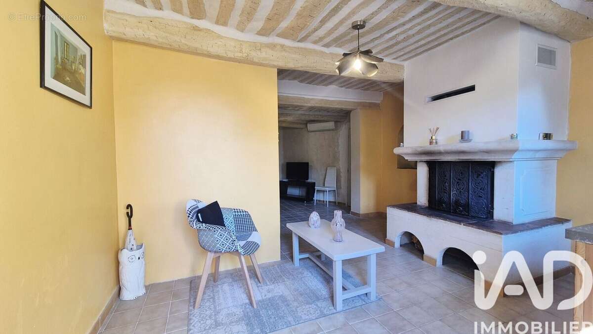 Maison 150 m² à Rustrel  - photo 3