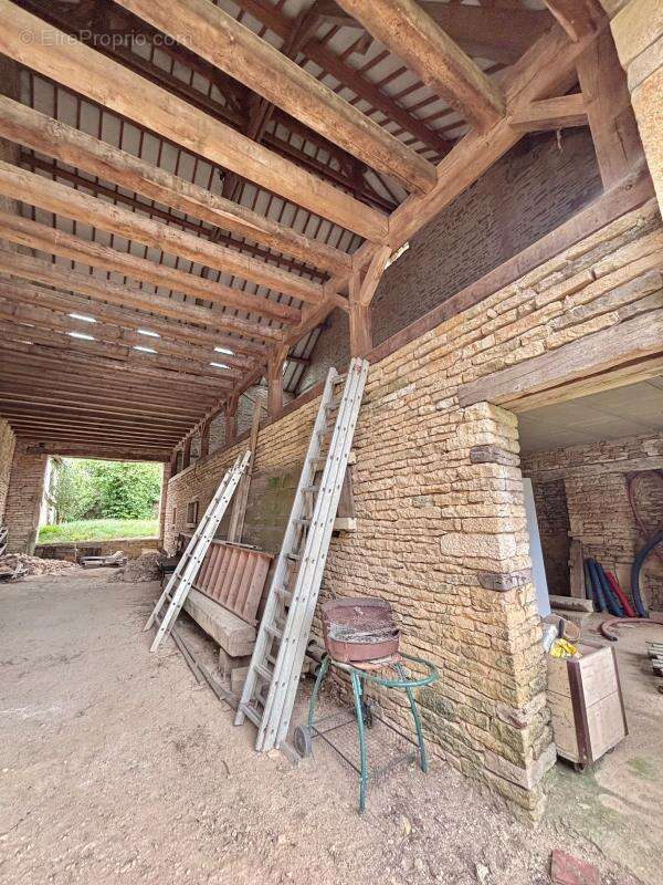 À Vendre – Dijon Nord, PICHANGES , Grange de caractère à réinventer - photo 9