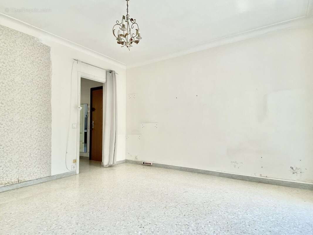 Appartement à ROQUEBRUNE-CAP-MARTIN