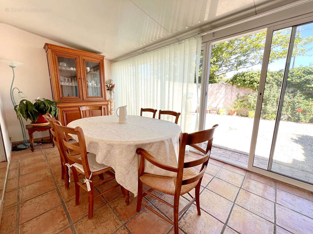 Maison Rognac 5 pièces 86.89 m2 - photo 4