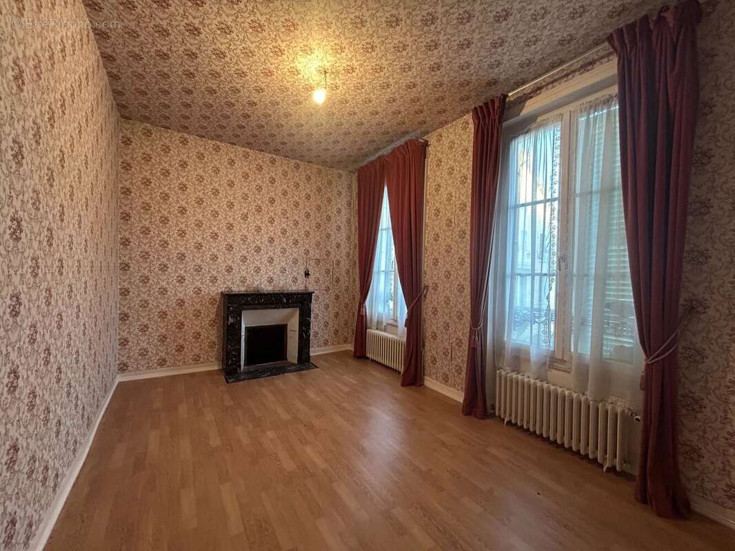 Maison à MORTAGNE-AU-PERCHE